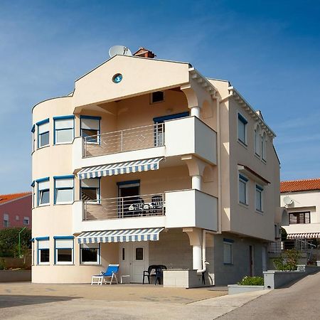 Apartments Petani Кожино Екстер'єр фото